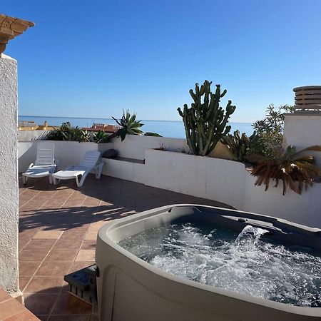 Apartamento Penthouse With Private Roof Terrace And Jacuzzi Fuengirola Exterior foto
