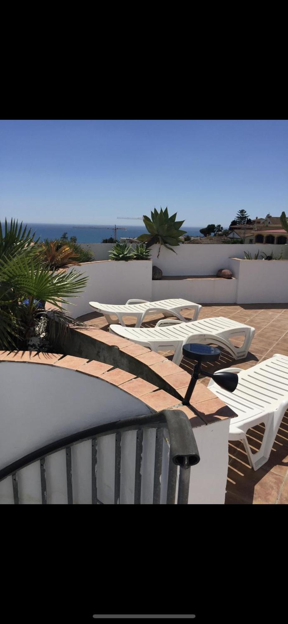Apartamento Penthouse With Private Roof Terrace And Jacuzzi Fuengirola Exterior foto
